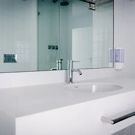 Serviced - Liberdade 4*