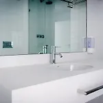 Serviced - Liberdade 4*